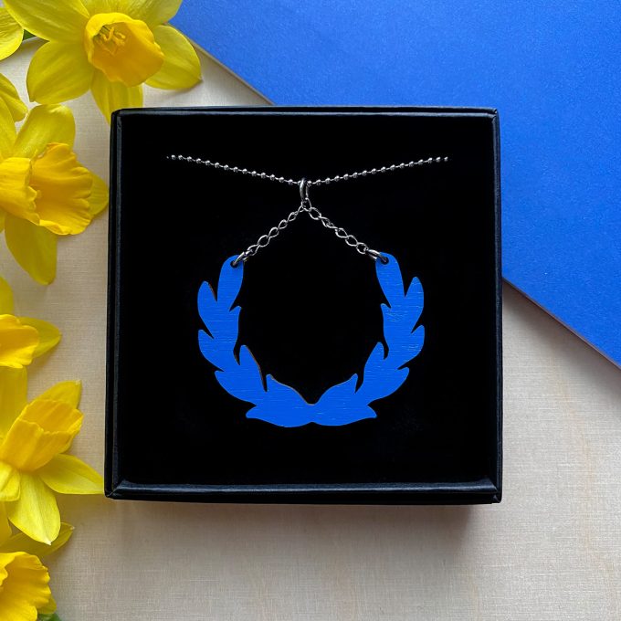 Lehväs - kaulakoru-0